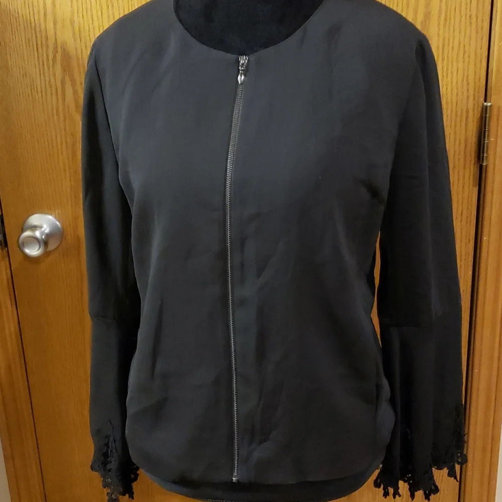 Mika mindel lace bell sleeve black zip up blazer